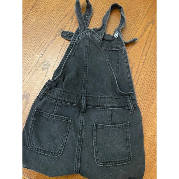 Old Navy Black Overall Shorts Kids M - Picture 2 of 4